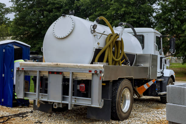 Best Portable toilet rental cost  in Rochester, WI